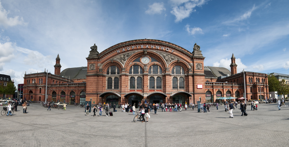 Außenpanorama des Hauptbahnhof Bremen
